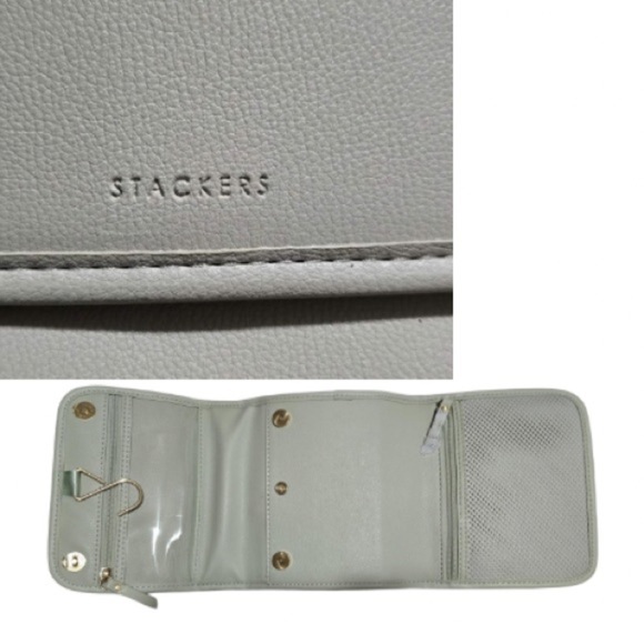 Stackers Hanging Wash Bag Light Sage Green-Amenities Travel Bag - Picture 3 of 4